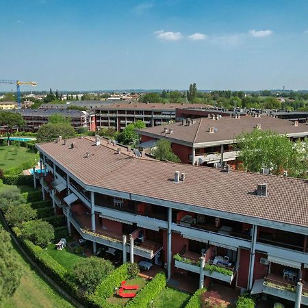 Breeze Apartment Desenzano del Garda Exterior foto